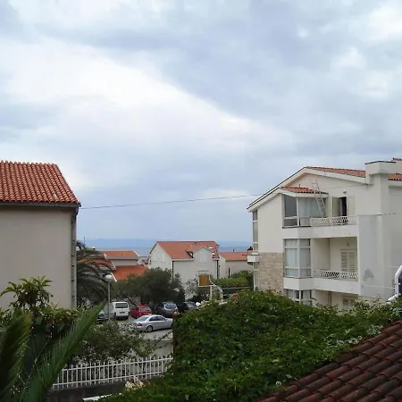 Giardino Διαμέρισμα *